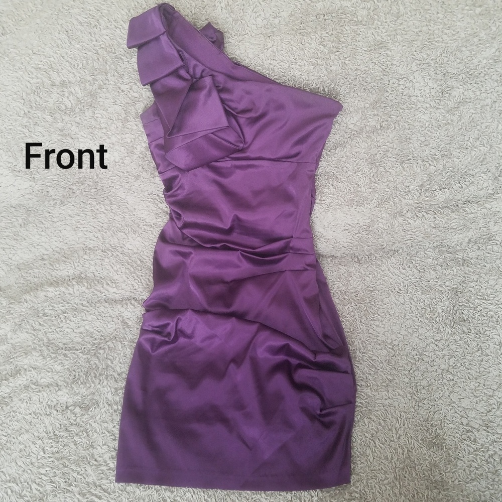 Dress - Picture 3 of 7